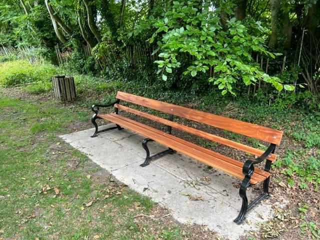 Chamberlain Gardens bench after